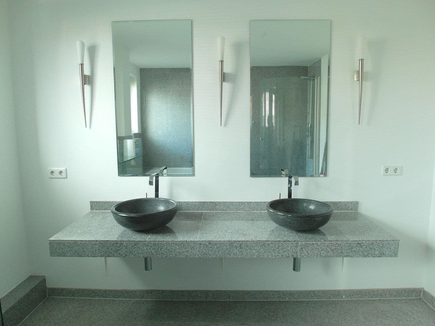 Pronájem bytu 5+1 174 m², Neusser Straße 26b, Meerbusch, Severní Porýní-Vestfálsko Pronájem bytu 5+1 174 m², Neusser Straße 26b, Meerbusch, Severní Porýní-Vestfálsko