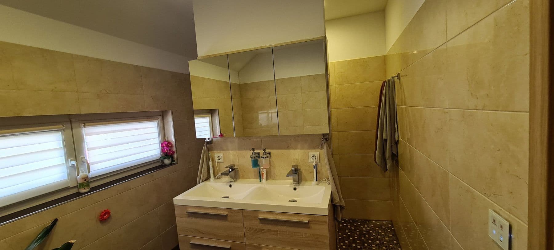 Prodej domu 127 m², pozemek 235 m², Adalbert-Stifter-Weg 2a, Markt Schwaben, Bavorsko Prodej domu 127 m², pozemek 235 m², Adalbert-Stifter-Weg 2a, Markt Schwaben, Bavorsko