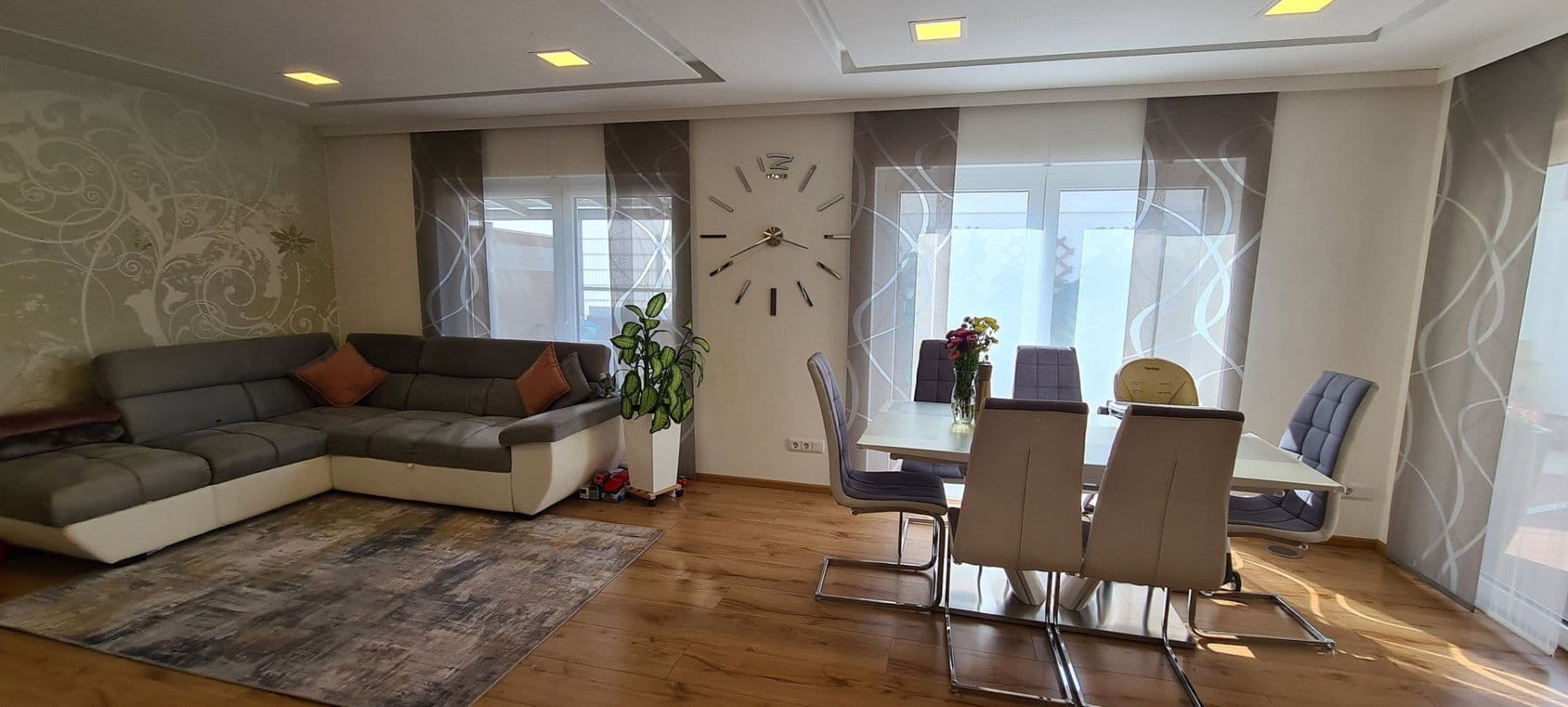 Prodej domu 127 m², pozemek 235 m², Adalbert-Stifter-Weg 2a, Markt Schwaben, Bavorsko Prodej domu 127 m², pozemek 235 m², Adalbert-Stifter-Weg 2a, Markt Schwaben, Bavorsko