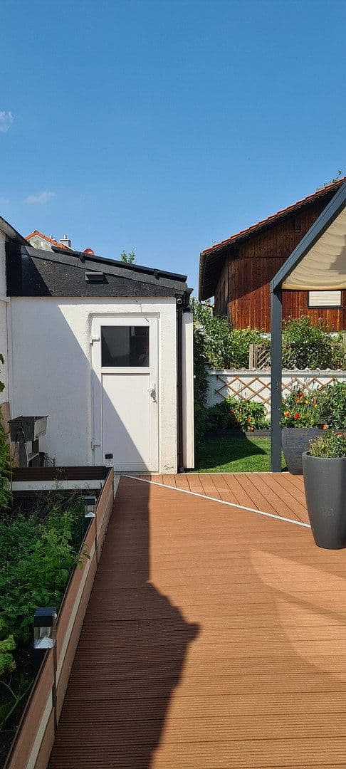 Prodej domu 127 m², pozemek 235 m², Adalbert-Stifter-Weg 2a, Markt Schwaben, Bavorsko Prodej domu 127 m², pozemek 235 m², Adalbert-Stifter-Weg 2a, Markt Schwaben, Bavorsko