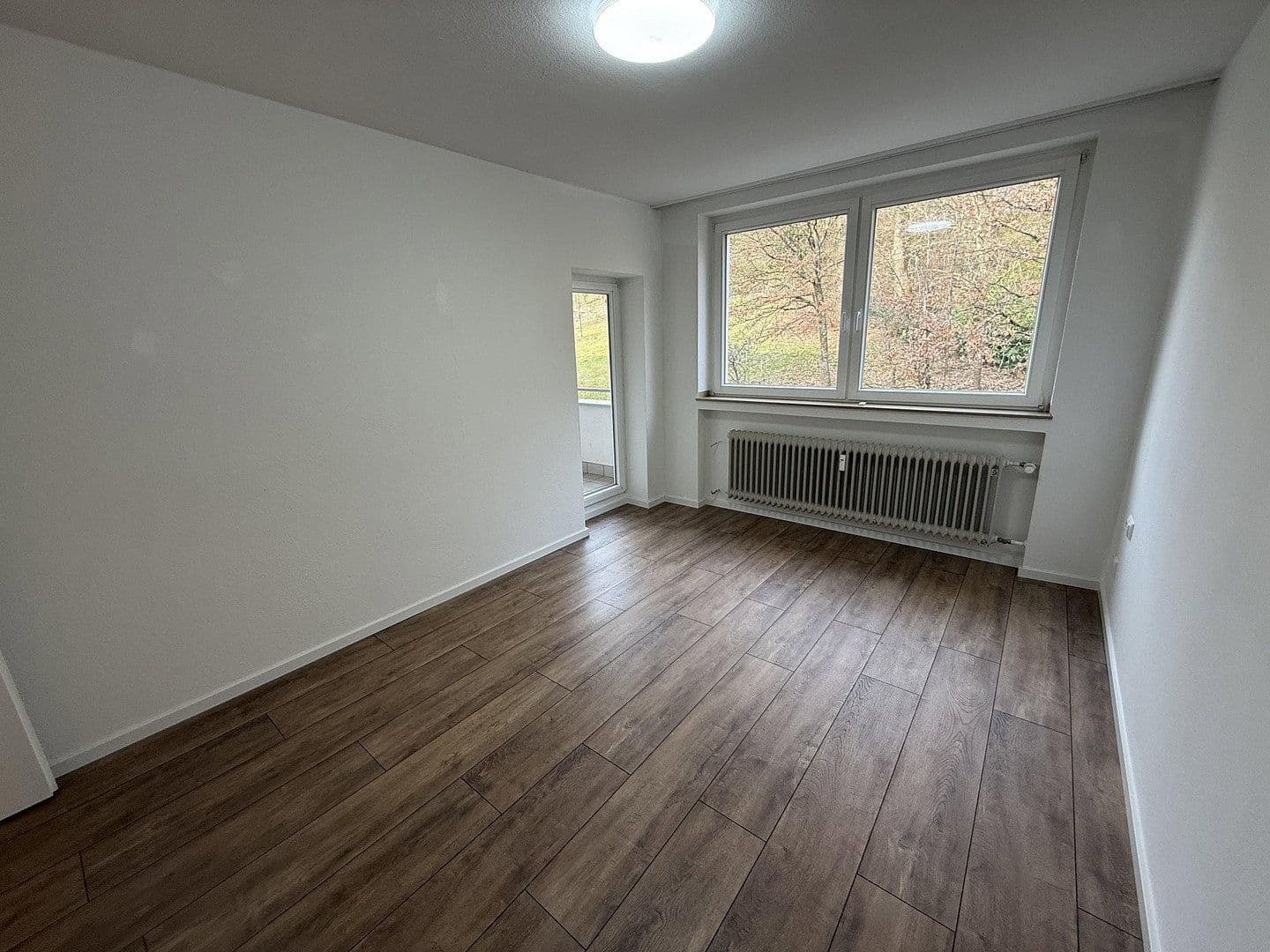 Pronájem bytu 3+1 96 m², Virchowstrasse 17, Siegen, Severní Porýní-Vestfálsko Pronájem bytu 3+1 96 m², Virchowstrasse 17, Siegen, Severní Porýní-Vestfálsko