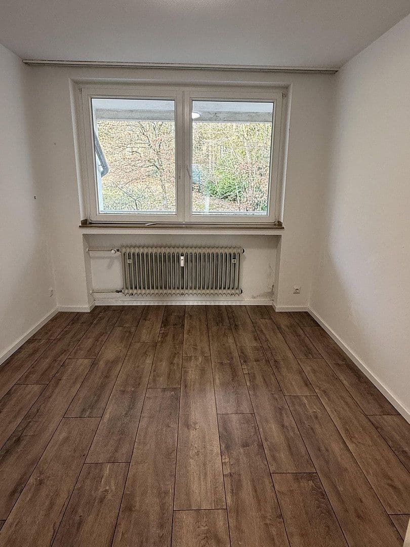 Pronájem bytu 3+1 96 m², Virchowstrasse 17, Siegen, Severní Porýní-Vestfálsko Pronájem bytu 3+1 96 m², Virchowstrasse 17, Siegen, Severní Porýní-Vestfálsko