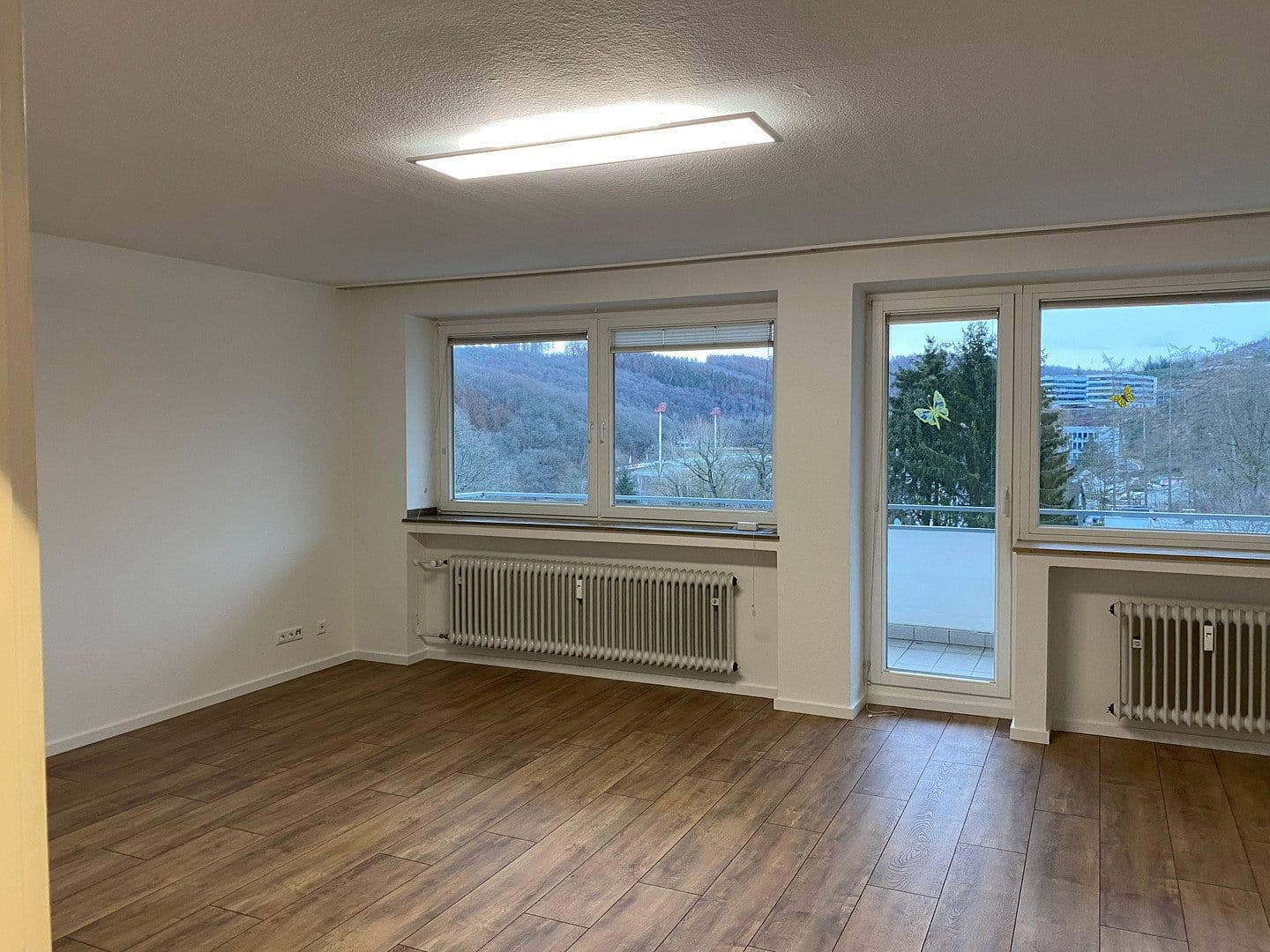 Pronájem bytu 3+1 96 m², Virchowstrasse 17, Siegen, Severní Porýní-Vestfálsko Pronájem bytu 3+1 96 m², Virchowstrasse 17, Siegen, Severní Porýní-Vestfálsko