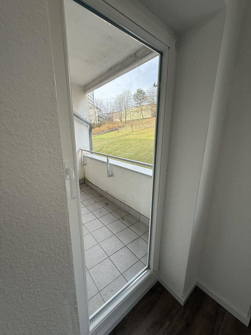 Pronájem bytu 3+1 96 m², Virchowstrasse 17, Siegen, Severní Porýní-Vestfálsko Pronájem bytu 3+1 96 m², Virchowstrasse 17, Siegen, Severní Porýní-Vestfálsko