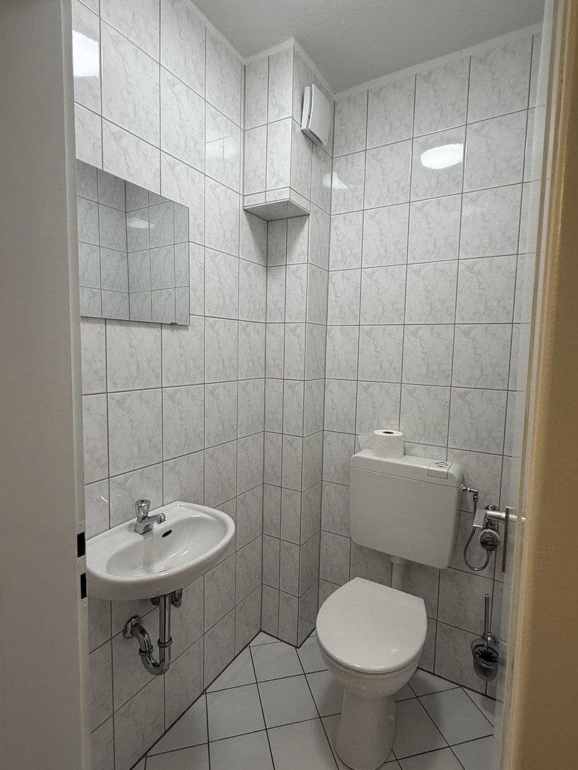 Pronájem bytu 3+1 96 m², Virchowstrasse 17, Siegen, Severní Porýní-Vestfálsko Pronájem bytu 3+1 96 m², Virchowstrasse 17, Siegen, Severní Porýní-Vestfálsko