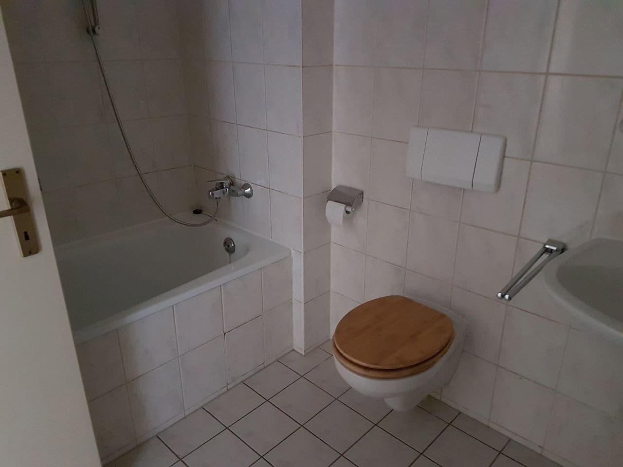 Pronájem bytu 1+1 58 m², Georg-Schumann-Str. 385, Leipzig, Sasko Pronájem bytu 1+1 58 m², Georg-Schumann-Str. 385, Leipzig, Sasko