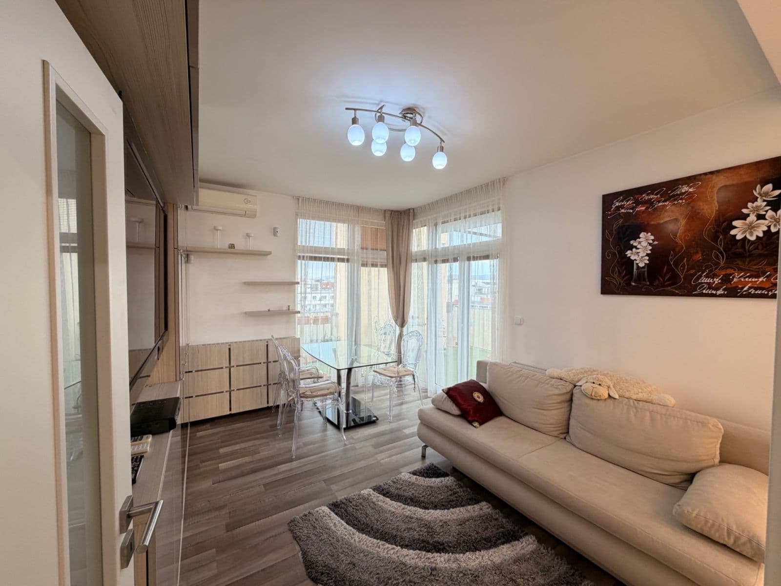 Pronájem bytu 2+kk 45 m², Kounicova, Brno, Jihomoravský kraj Pronájem bytu 2+kk 45 m², Kounicova, Brno, Jihomoravský kraj
