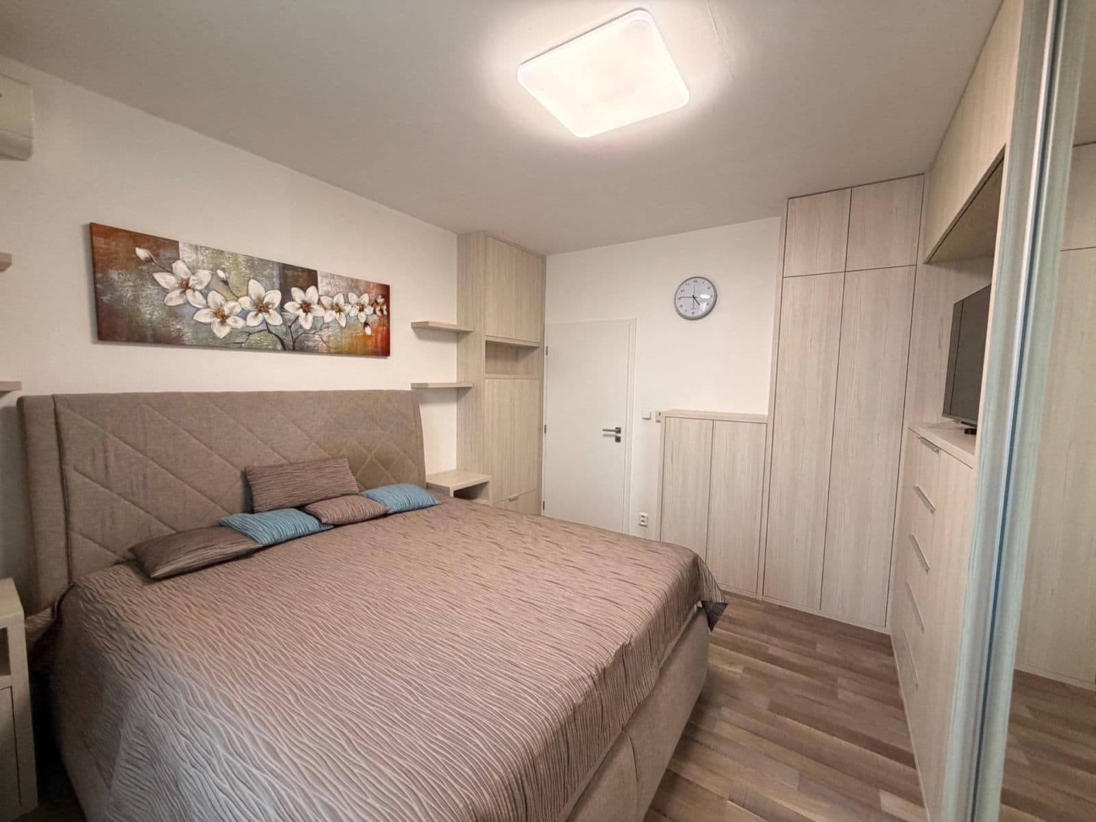 Pronájem bytu 2+kk 45 m², Kounicova, Brno, Jihomoravský kraj Pronájem bytu 2+kk 45 m², Kounicova, Brno, Jihomoravský kraj