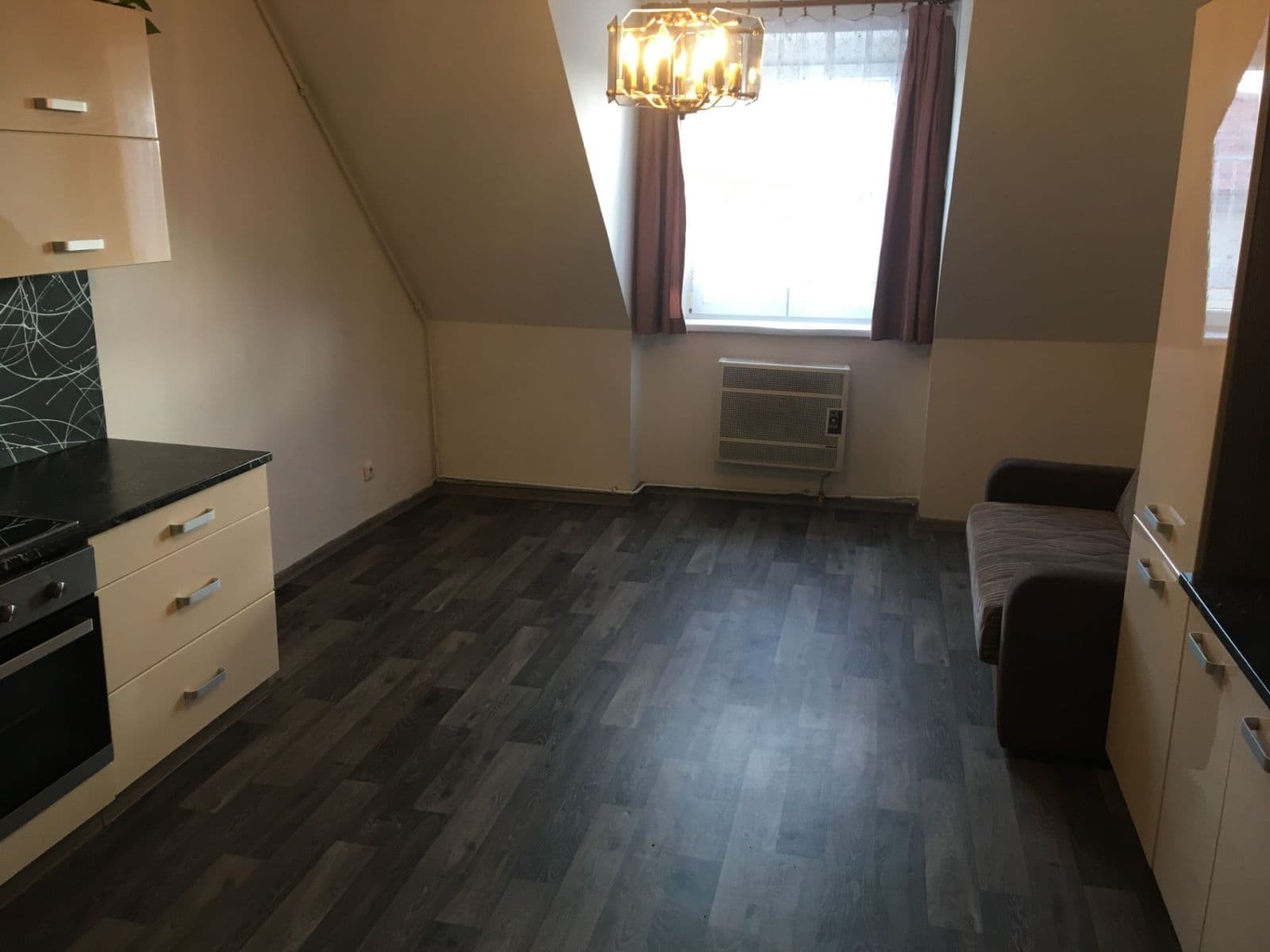 Pronájem bytu 3+kk 70 m², Dražická, Benátky nad Jizerou, Středočeský kraj Pronájem bytu 3+kk 70 m², Dražická, Benátky nad Jizerou, Středočeský kraj