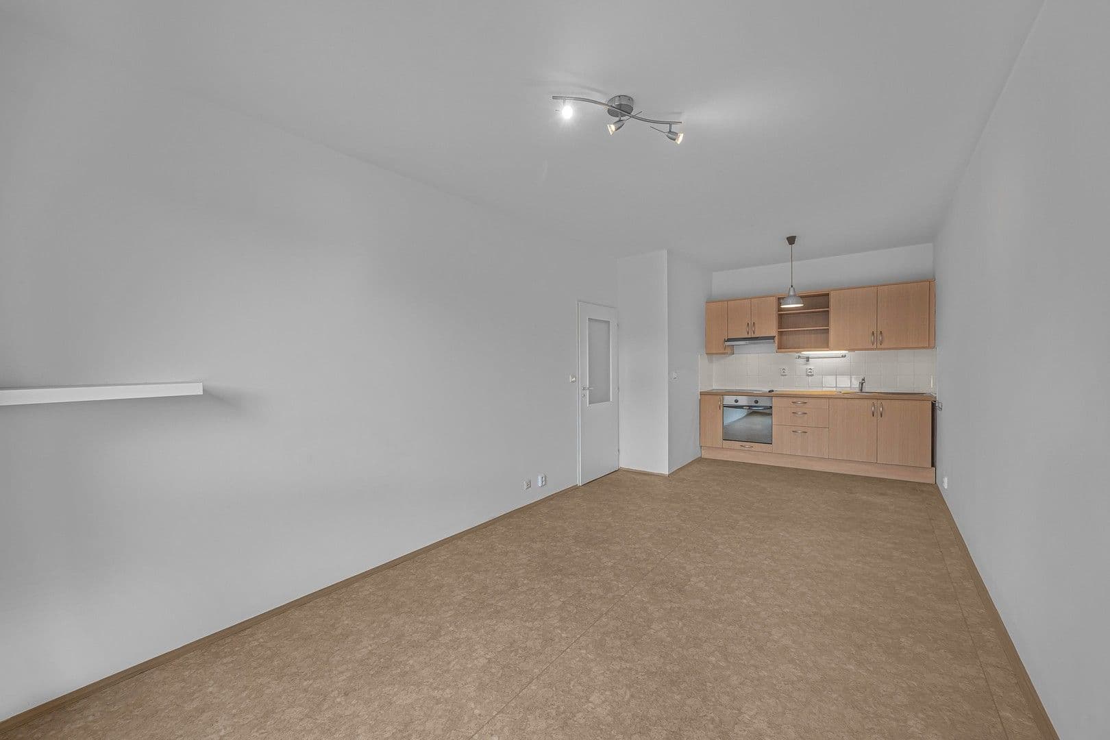 Pronájem bytu 2+kk 42 m², Jarní, Hostivice, Středočeský kraj Pronájem bytu 2+kk 42 m², Jarní, Hostivice, Středočeský kraj