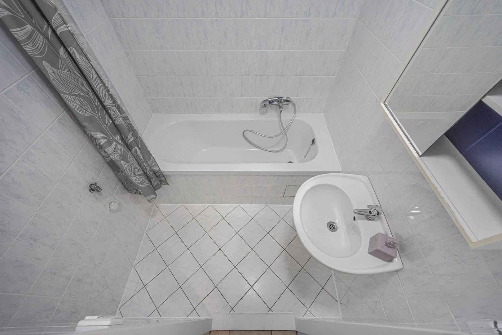 Pronájem bytu 2+kk 42 m², Jarní, Hostivice, Středočeský kraj Pronájem bytu 2+kk 42 m², Jarní, Hostivice, Středočeský kraj