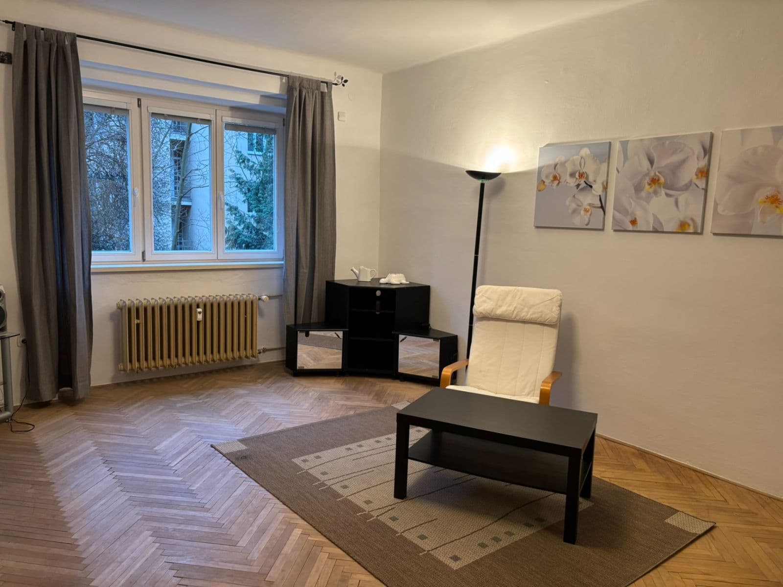 Pronájem bytu 2+1 74 m², Hartigova, Praha, Praha Pronájem bytu 2+1 74 m², Hartigova, Praha, Praha