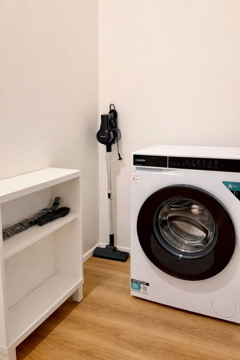 Pronájem bytu 1+kk 24 m², Staropramenná, Praha, Praha Pronájem bytu 1+kk 24 m², Staropramenná, Praha, Praha