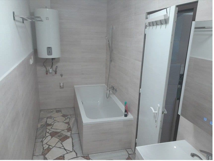 Pronájem domu 18 m², pozemek 1.000 m², Komenského, Bílovice nad Svitavou, Jihomoravský kraj Pronájem domu 18 m², pozemek 1.000 m², Komenského, Bílovice nad Svitavou, Jihomoravský kraj