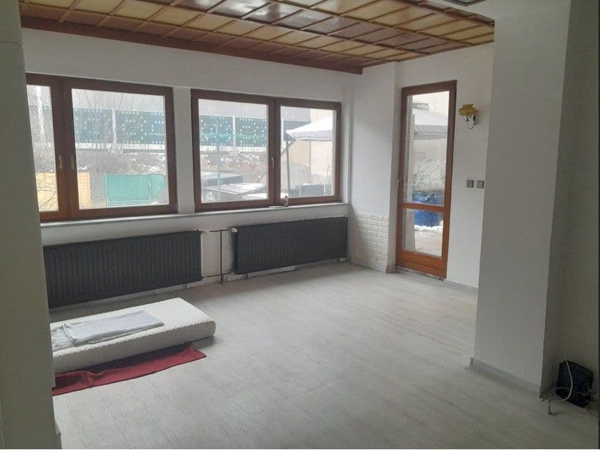 Pronájem domu 18 m², pozemek 1.000 m², Komenského, Bílovice nad Svitavou, Jihomoravský kraj Pronájem domu 18 m², pozemek 1.000 m², Komenského, Bílovice nad Svitavou, Jihomoravský kraj