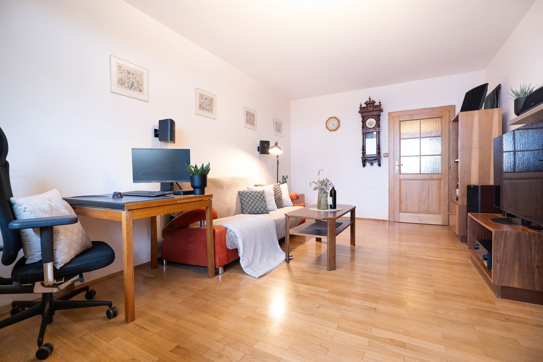 Prodej bytu 3+1 79 m², Mazurská, Praha, Praha Prodej bytu 3+1 79 m², Mazurská, Praha, Praha