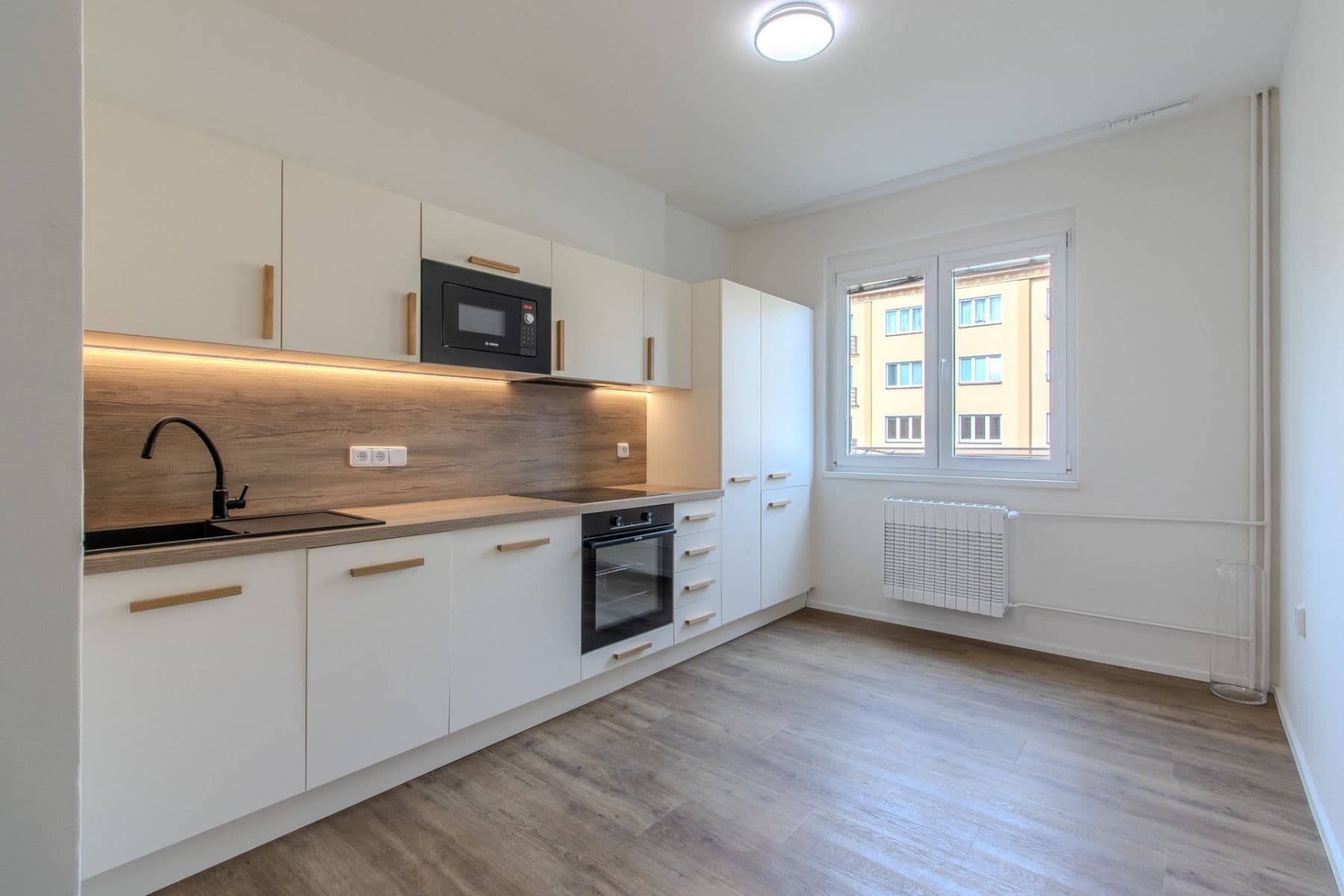 Pronájem bytu 2+1 68 m², Herálecká IV, Praha, Praha Pronájem bytu 2+1 68 m², Herálecká IV, Praha, Praha