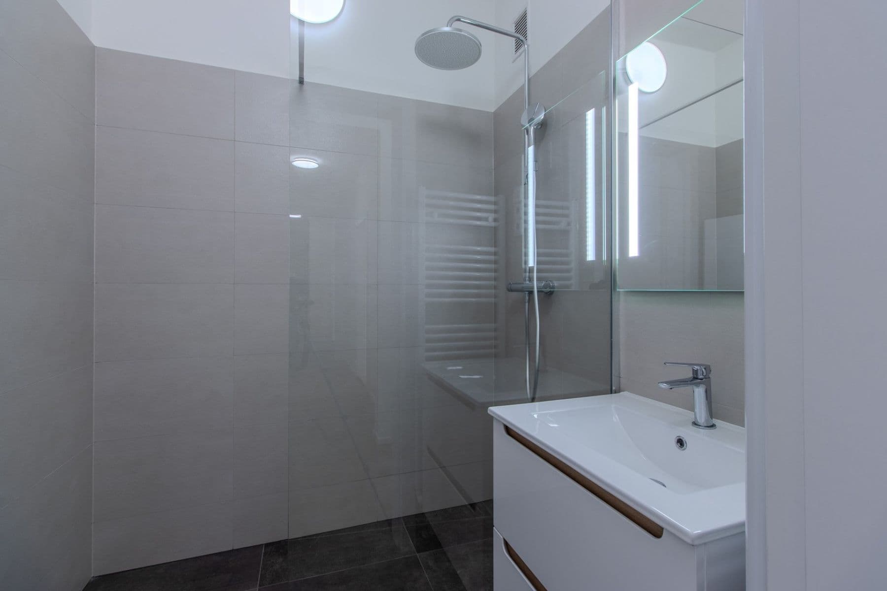 Pronájem bytu 2+1 68 m², Herálecká IV, Praha, Praha Pronájem bytu 2+1 68 m², Herálecká IV, Praha, Praha