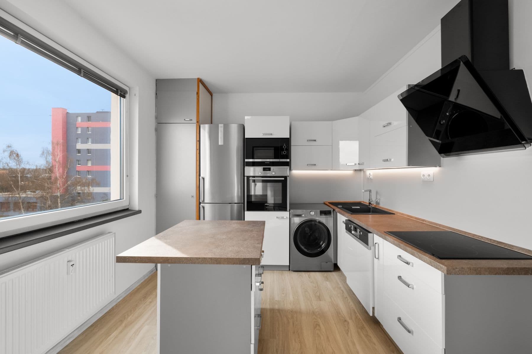 Prodej bytu 4+1 78 m², Cyrila Boudy, Slaný, Středočeský kraj Prodej bytu 4+1 78 m², Cyrila Boudy, Slaný, Středočeský kraj