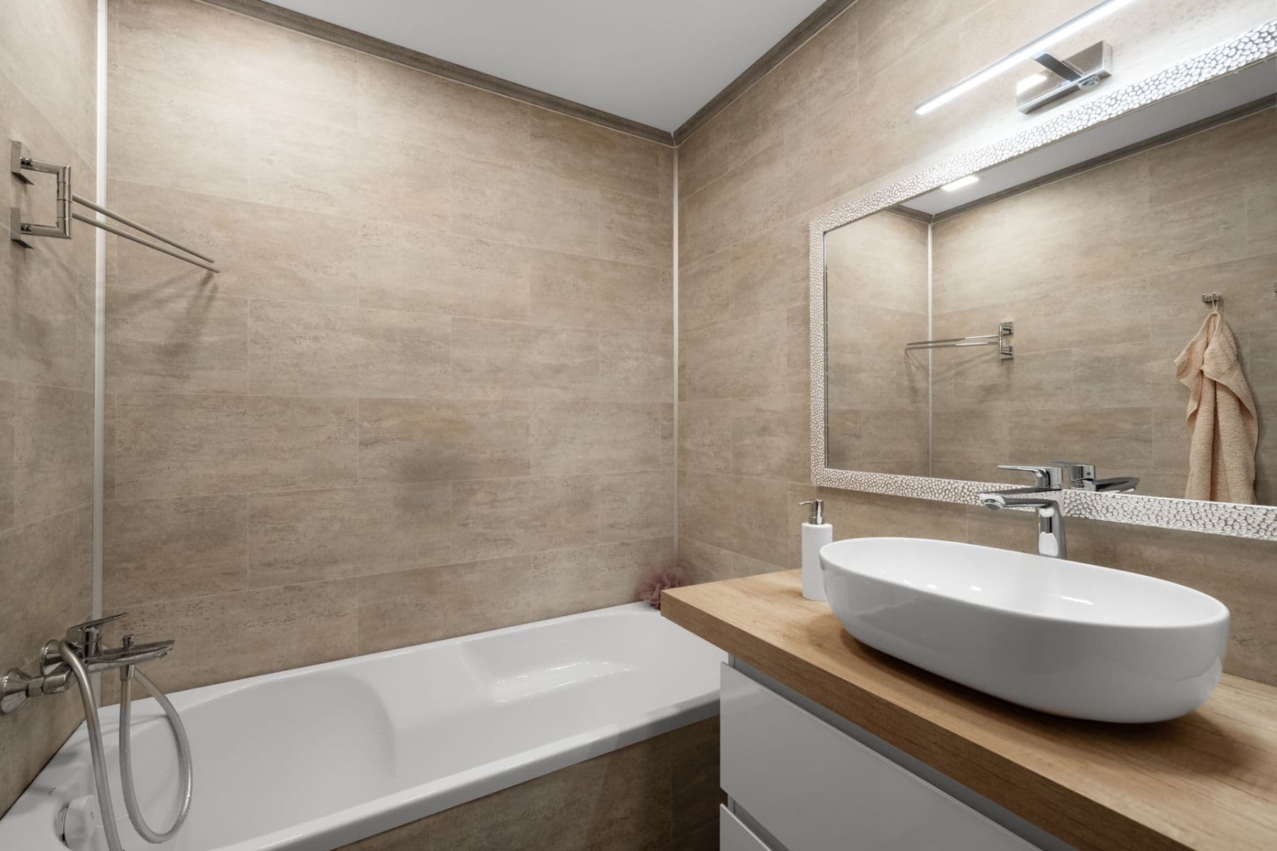 Prodej bytu 4+1 78 m², Cyrila Boudy, Slaný, Středočeský kraj Prodej bytu 4+1 78 m², Cyrila Boudy, Slaný, Středočeský kraj