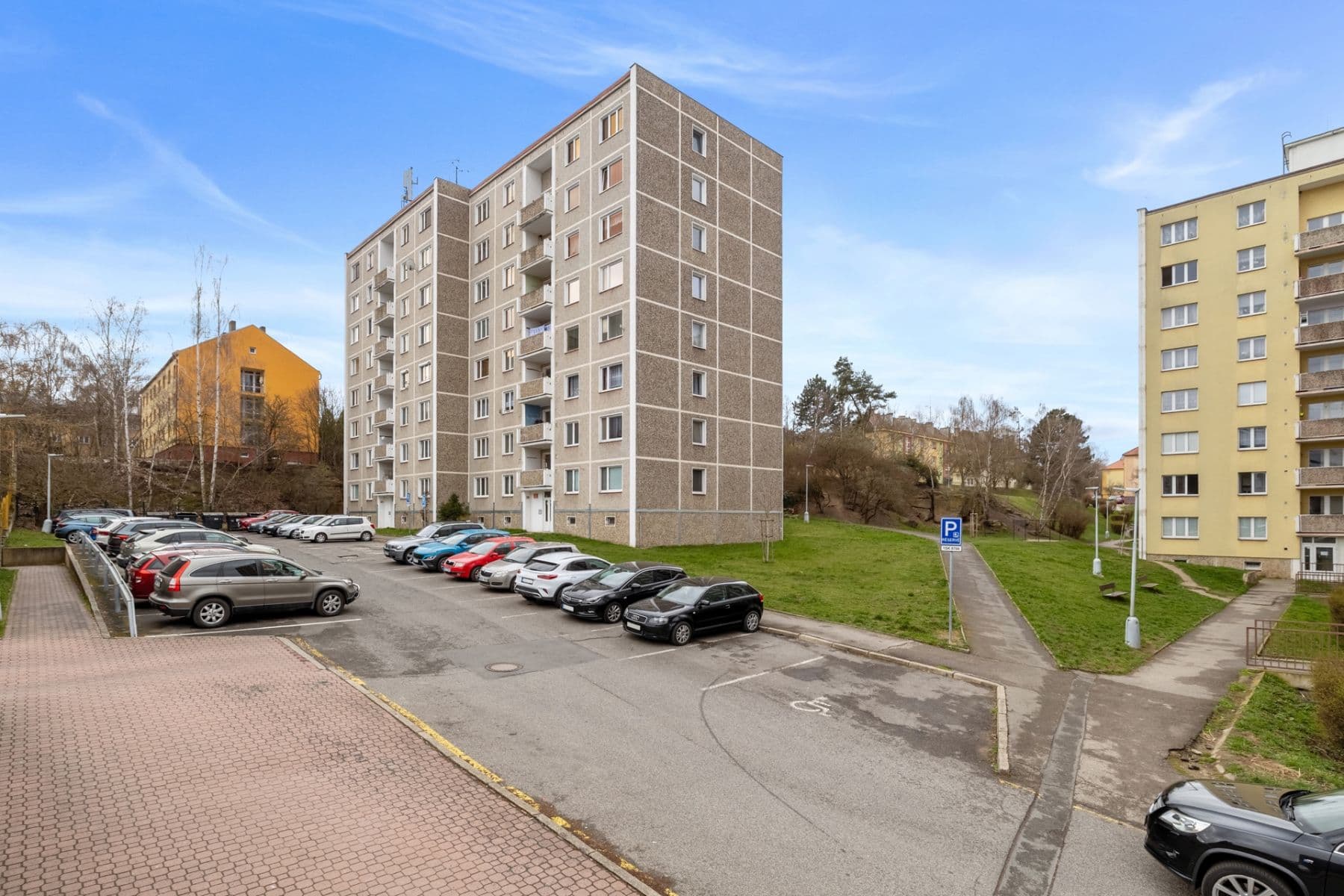 Prodej bytu 4+1 78 m², Cyrila Boudy, Slaný, Středočeský kraj Prodej bytu 4+1 78 m², Cyrila Boudy, Slaný, Středočeský kraj