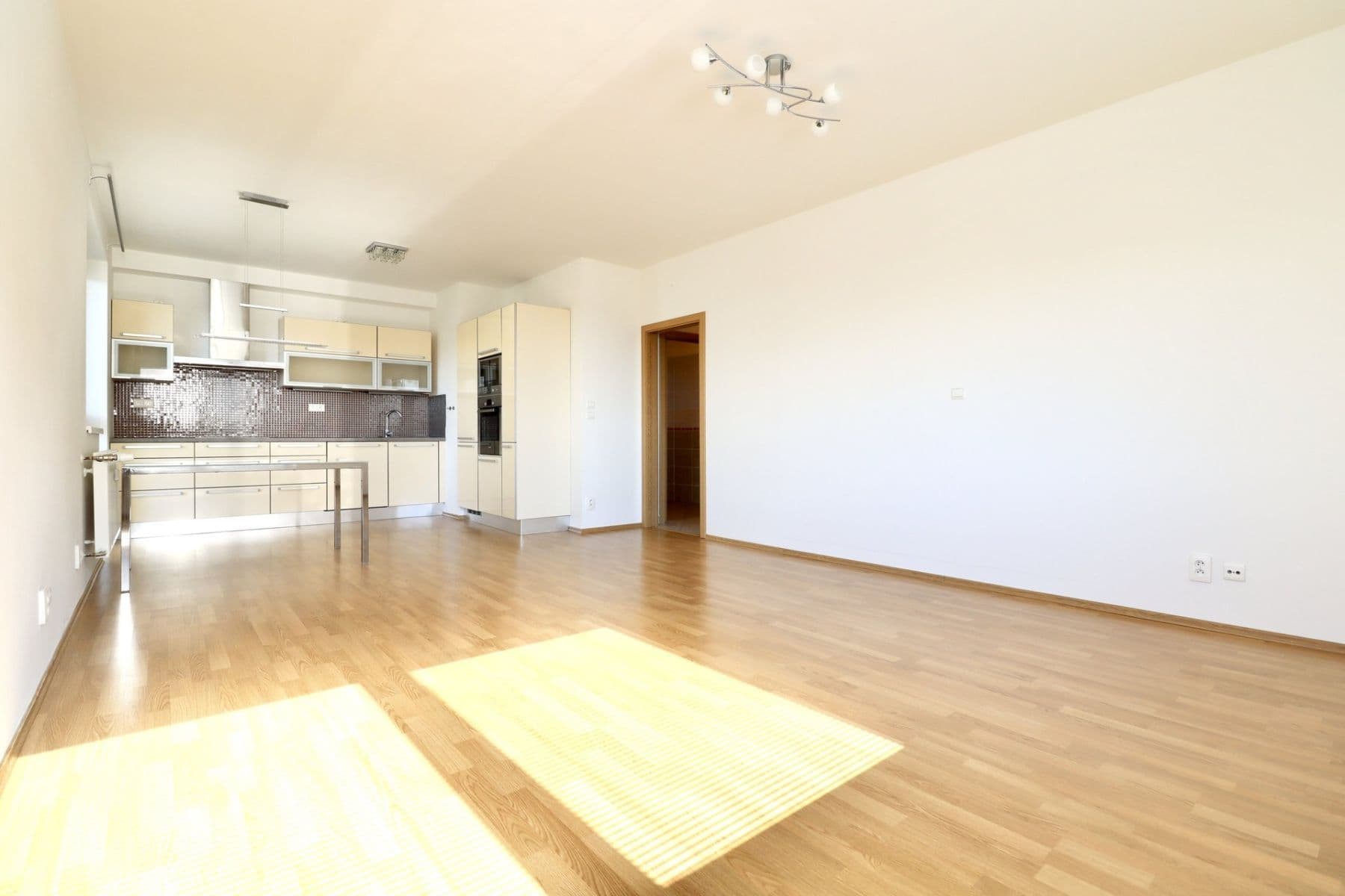 Pronájem bytu 2+kk 67 m², Přeučilova, Praha, Praha Pronájem bytu 2+kk 67 m², Přeučilova, Praha, Praha