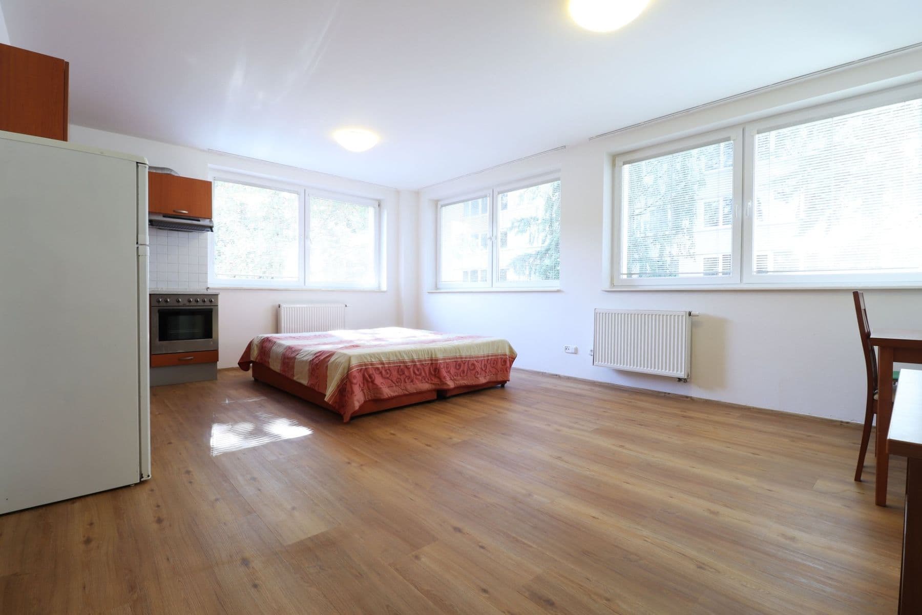 Pronájem bytu 1+kk 46 m², Mimoňská, Praha, Praha Pronájem bytu 1+kk 46 m², Mimoňská, Praha, Praha
