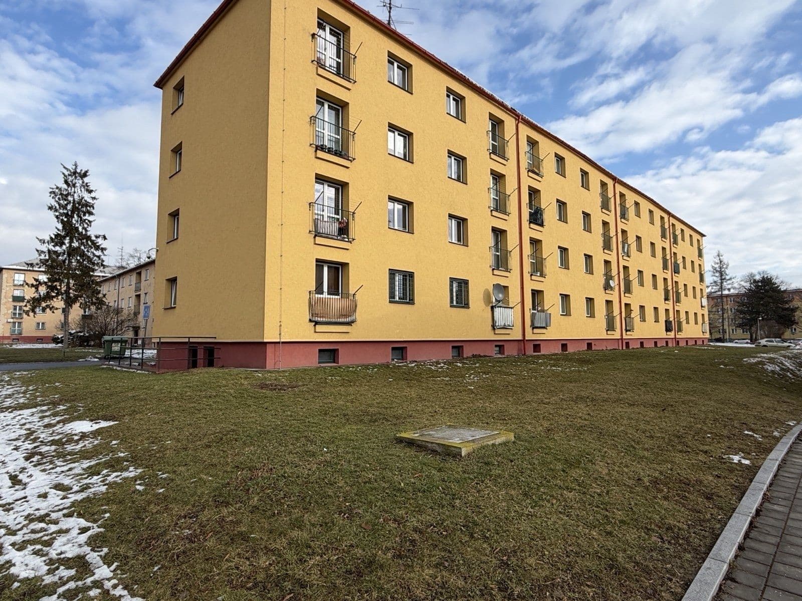Pronájem bytu 1+1 35 m², Dělnická, Ostrava, Moravskoslezský kraj Pronájem bytu 1+1 35 m², Dělnická, Ostrava, Moravskoslezský kraj