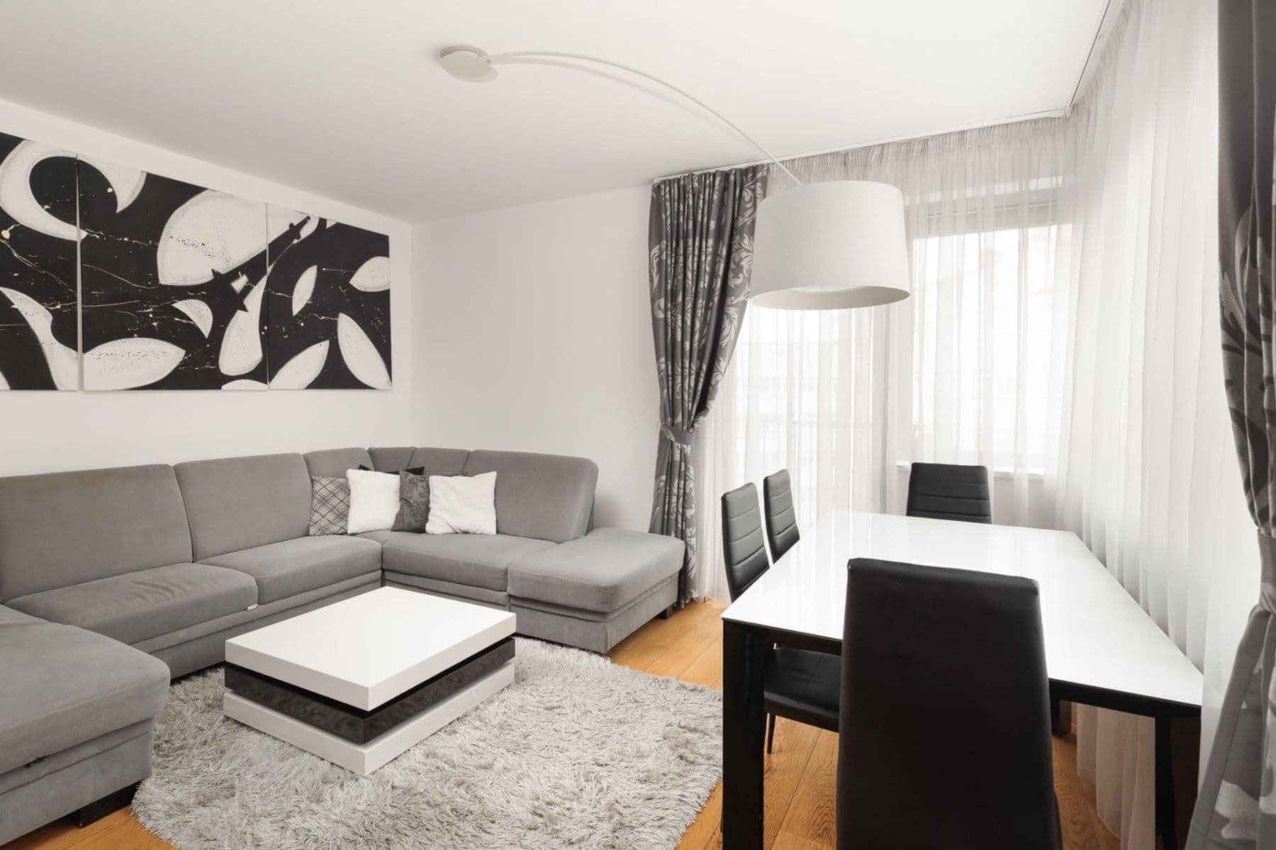 Pronájem bytu 2+kk 60 m², Šafaříkovy sady, Plzeň, Plzeňský kraj Pronájem bytu 2+kk 60 m², Šafaříkovy sady, Plzeň, Plzeňský kraj