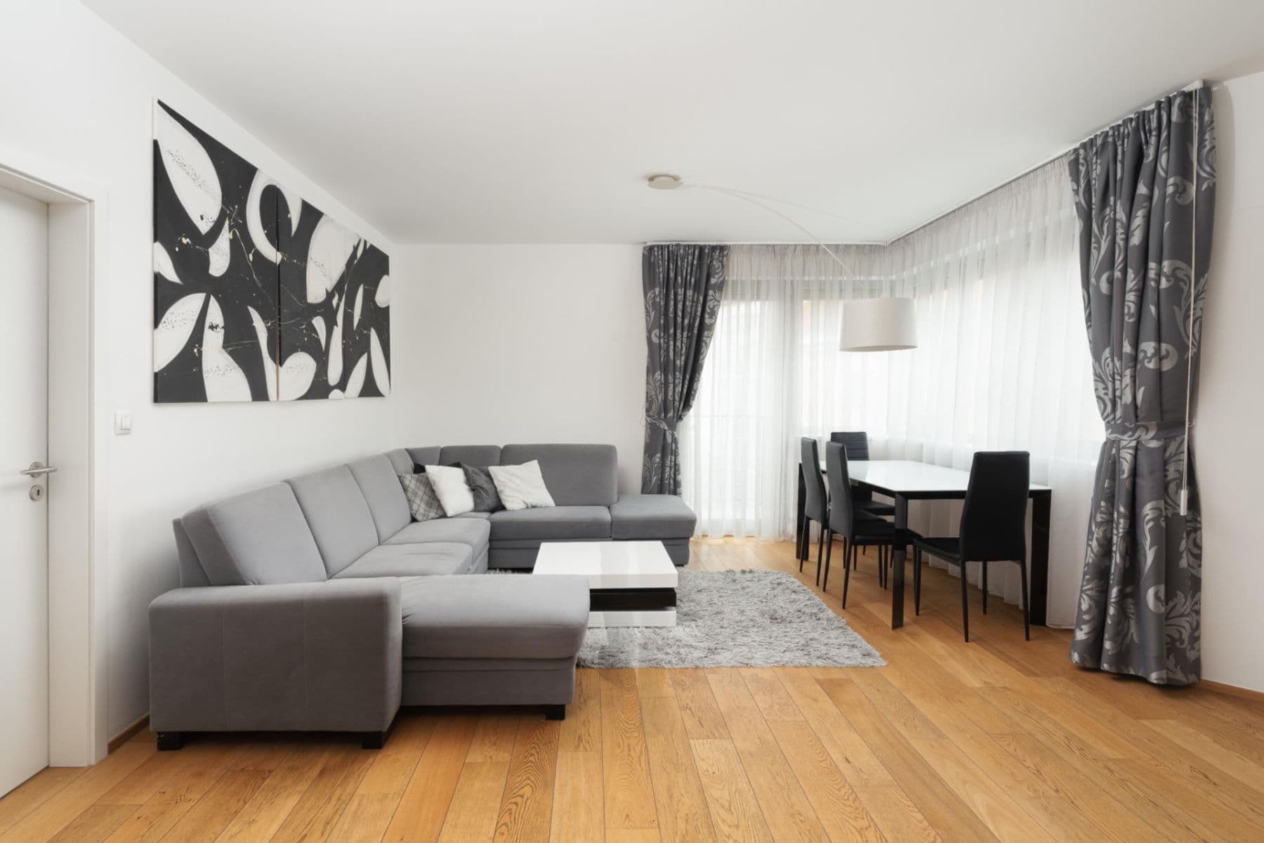 Pronájem bytu 2+kk 60 m², Šafaříkovy sady, Plzeň, Plzeňský kraj Pronájem bytu 2+kk 60 m², Šafaříkovy sady, Plzeň, Plzeňský kraj