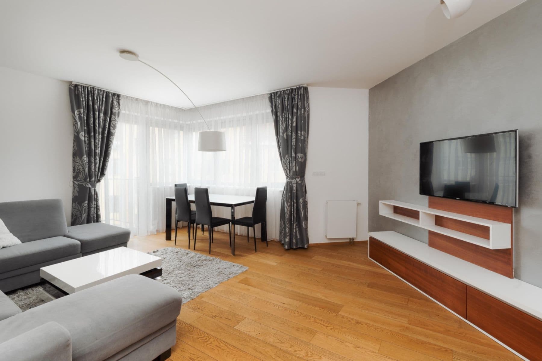 Pronájem bytu 2+kk 60 m², Šafaříkovy sady, Plzeň, Plzeňský kraj Pronájem bytu 2+kk 60 m², Šafaříkovy sady, Plzeň, Plzeňský kraj