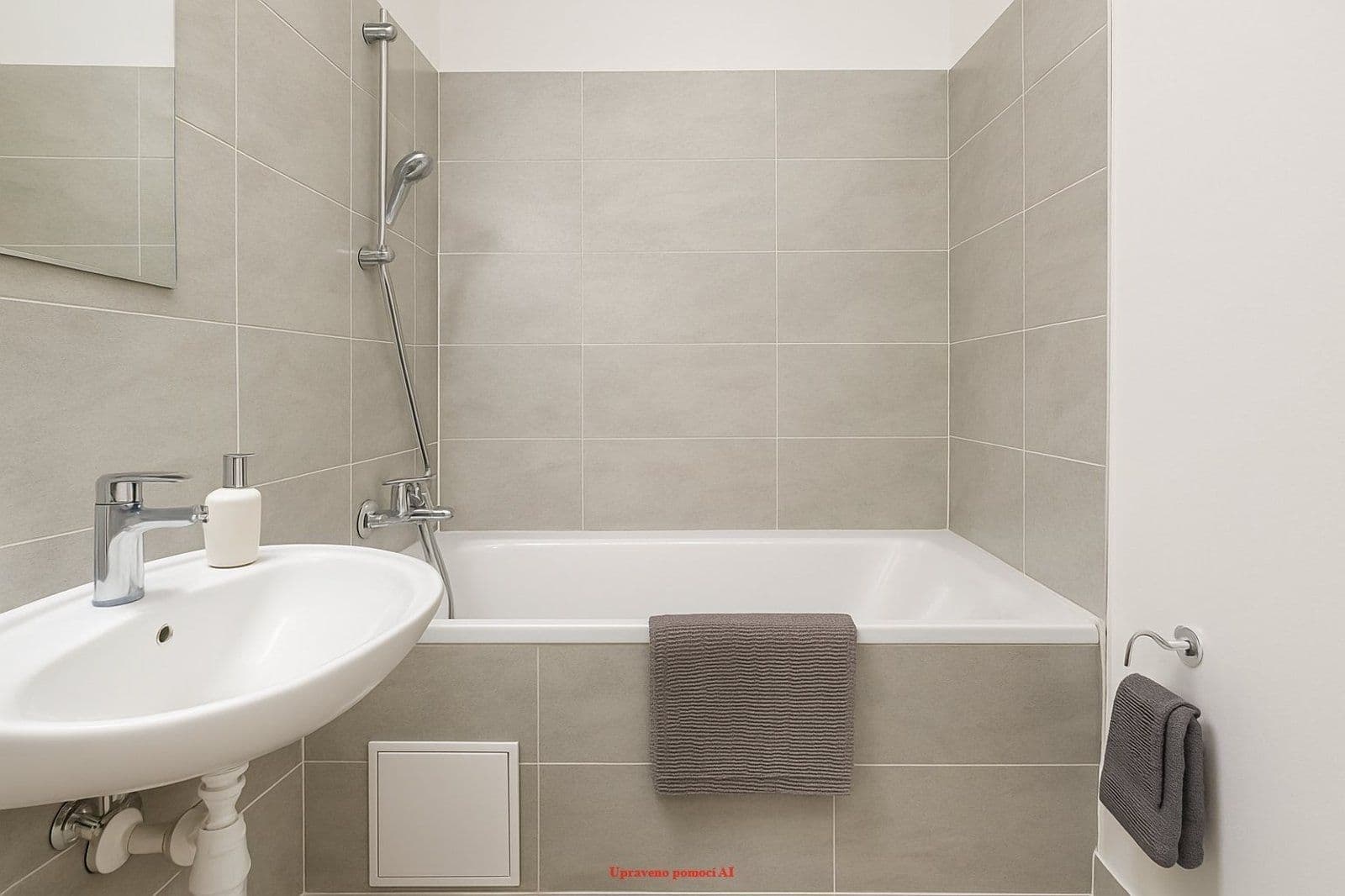 Pronájem bytu 3+1 78 m², Lužická, Ostrava, Moravskoslezský kraj Pronájem bytu 3+1 78 m², Lužická, Ostrava, Moravskoslezský kraj