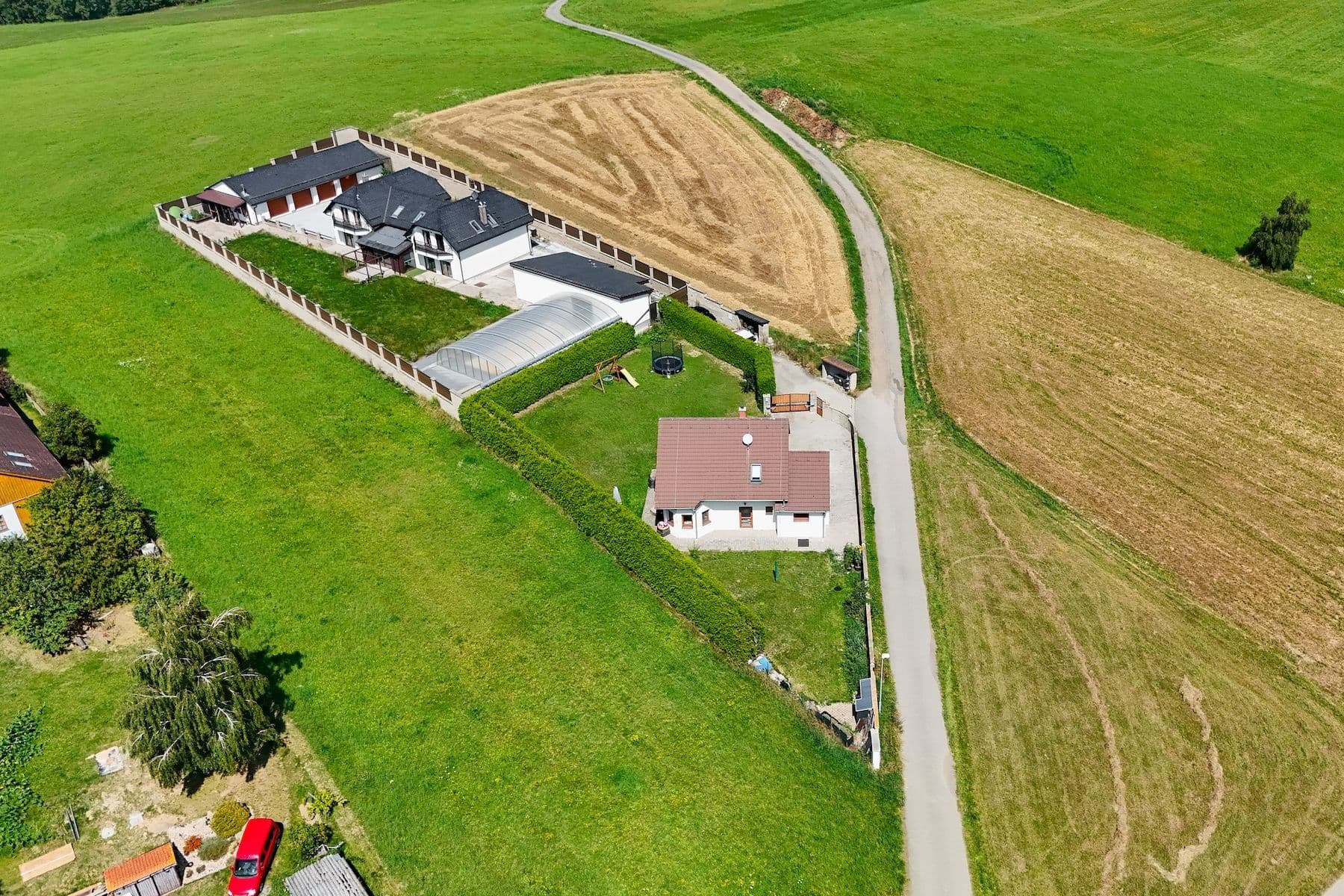 Prodej domu 120 m², pozemek 911 m², Drahňovice, Středočeský kraj Prodej domu 120 m², pozemek 911 m², Drahňovice, Středočeský kraj