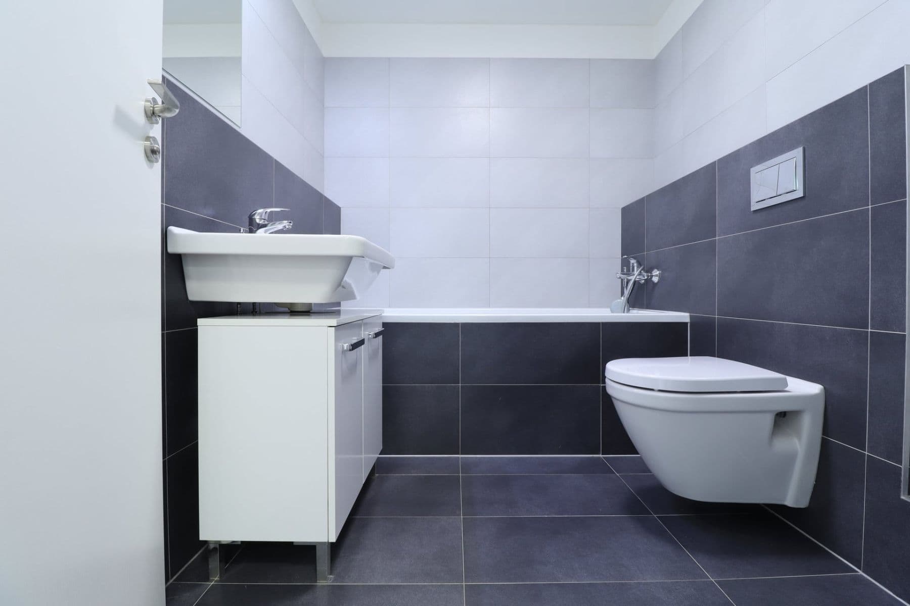 Pronájem bytu 1+kk 34 m², Modrého, Praha, Praha Pronájem bytu 1+kk 34 m², Modrého, Praha, Praha