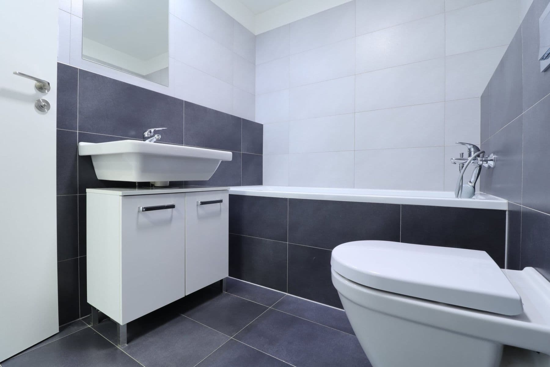 Pronájem bytu 1+kk 34 m², Modrého, Praha, Praha Pronájem bytu 1+kk 34 m², Modrého, Praha, Praha