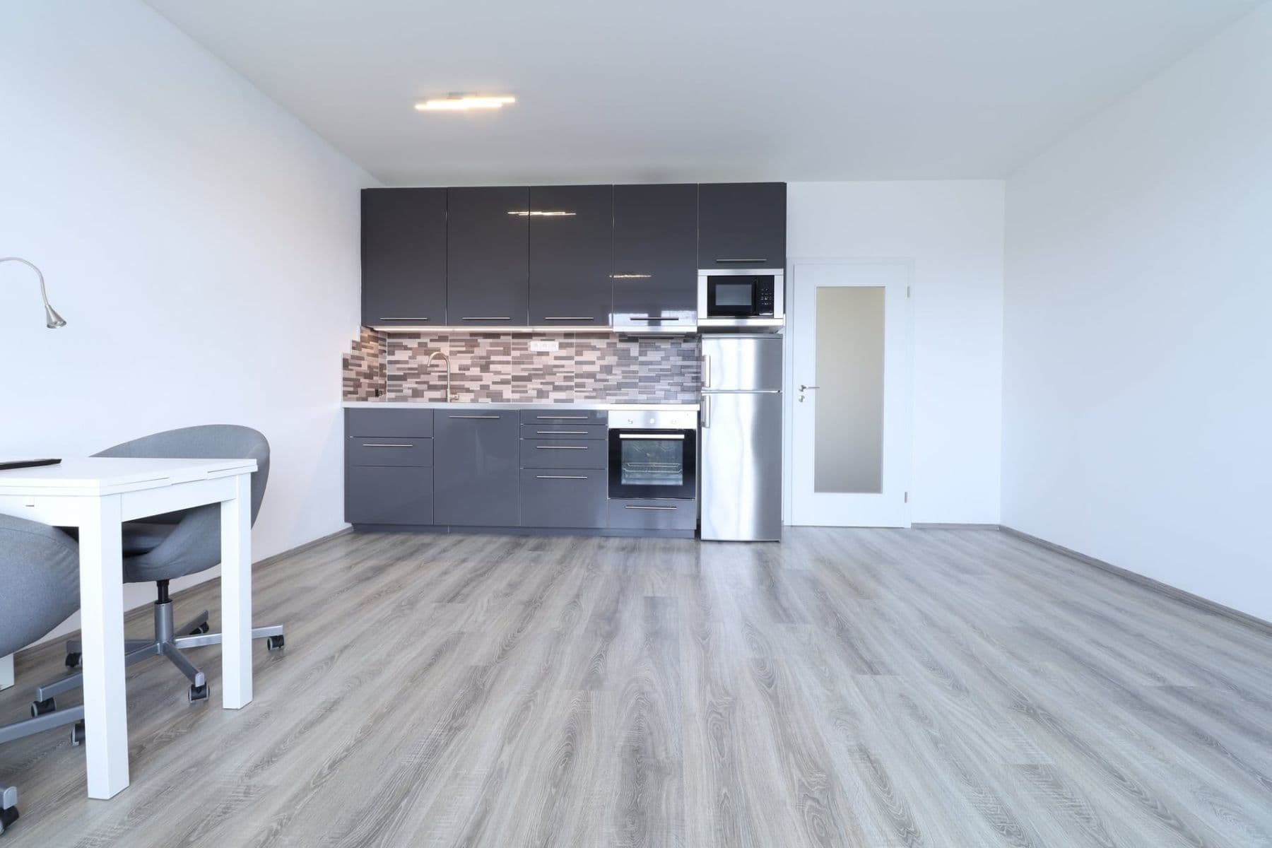 Pronájem bytu 1+kk 34 m², Modrého, Praha, Praha Pronájem bytu 1+kk 34 m², Modrého, Praha, Praha