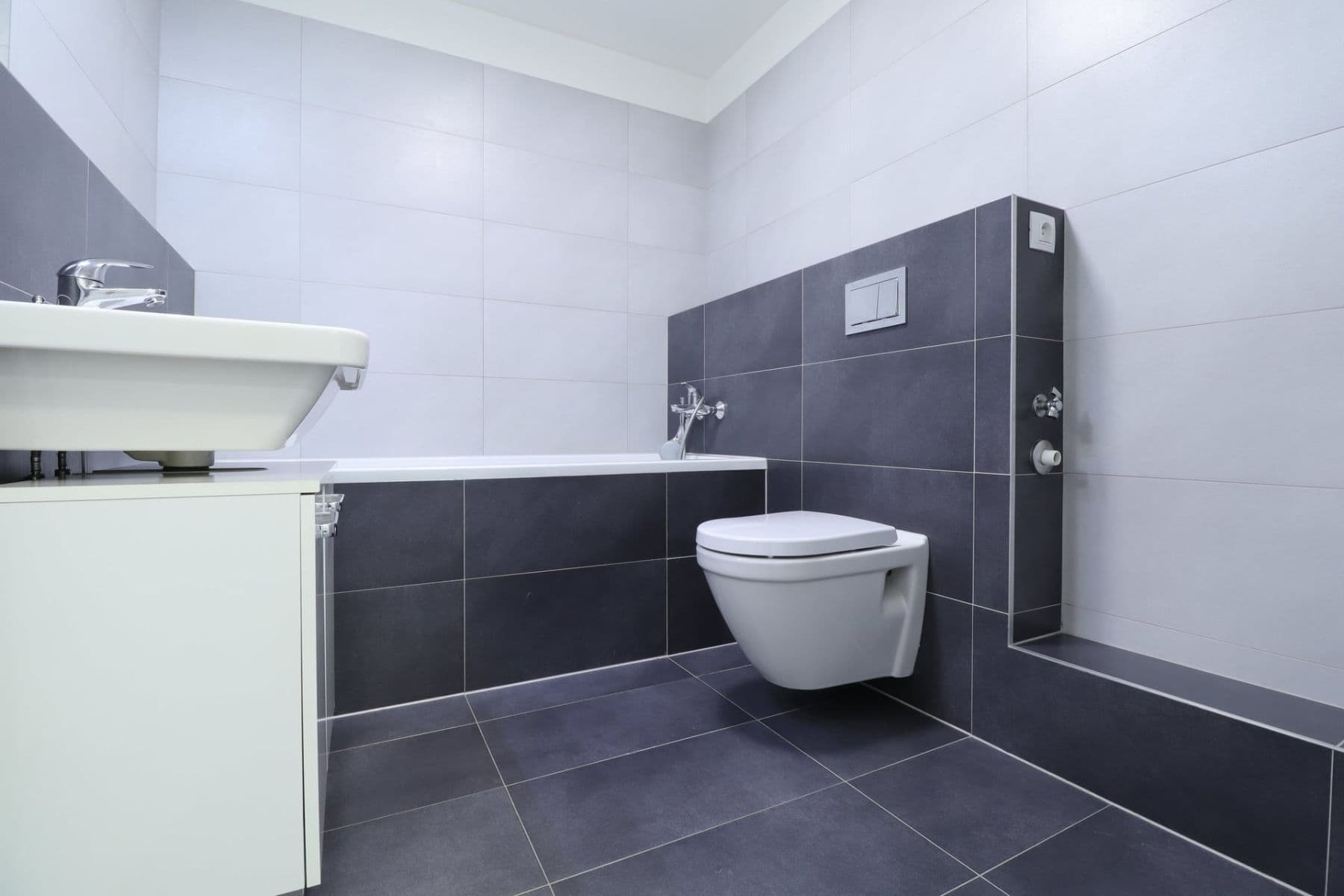 Pronájem bytu 1+kk 34 m², Modrého, Praha, Praha Pronájem bytu 1+kk 34 m², Modrého, Praha, Praha