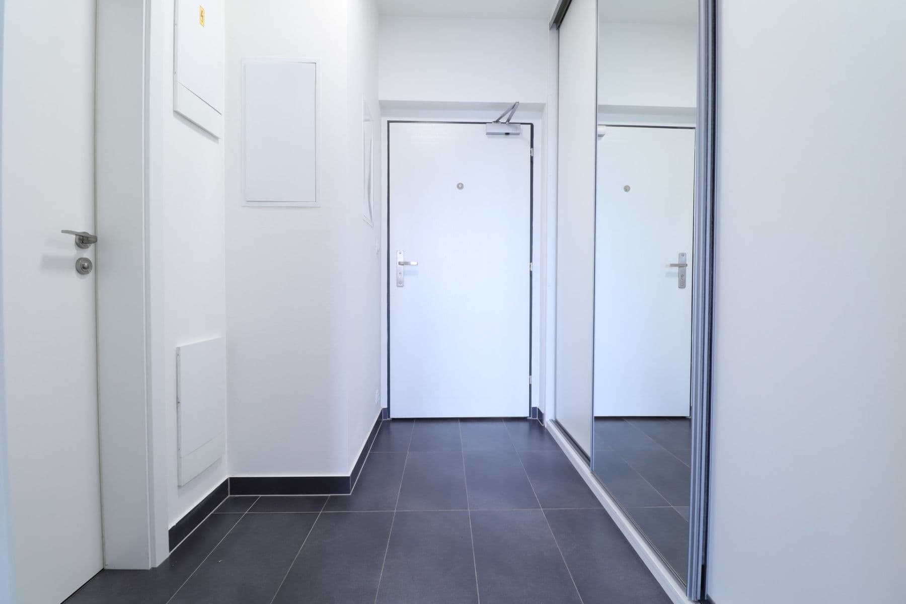 Pronájem bytu 1+kk 34 m², Modrého, Praha, Praha Pronájem bytu 1+kk 34 m², Modrého, Praha, Praha