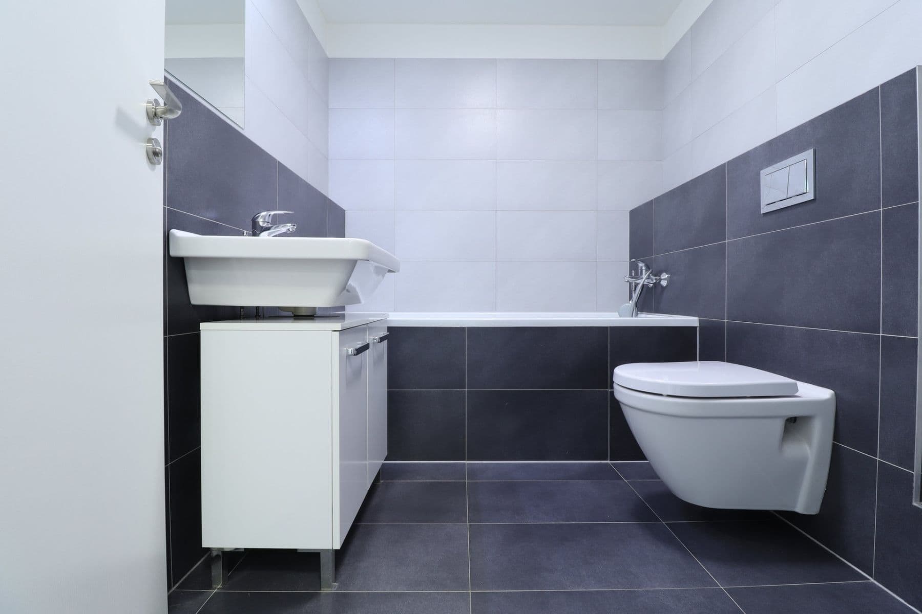 Pronájem bytu 1+kk 34 m², Modrého, Praha, Praha Pronájem bytu 1+kk 34 m², Modrého, Praha, Praha