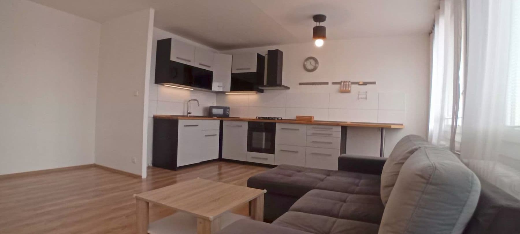 Pronájem bytu 3+kk 69 m², Čs. armády, Kladno, Středočeský kraj Pronájem bytu 3+kk 69 m², Čs. armády, Kladno, Středočeský kraj