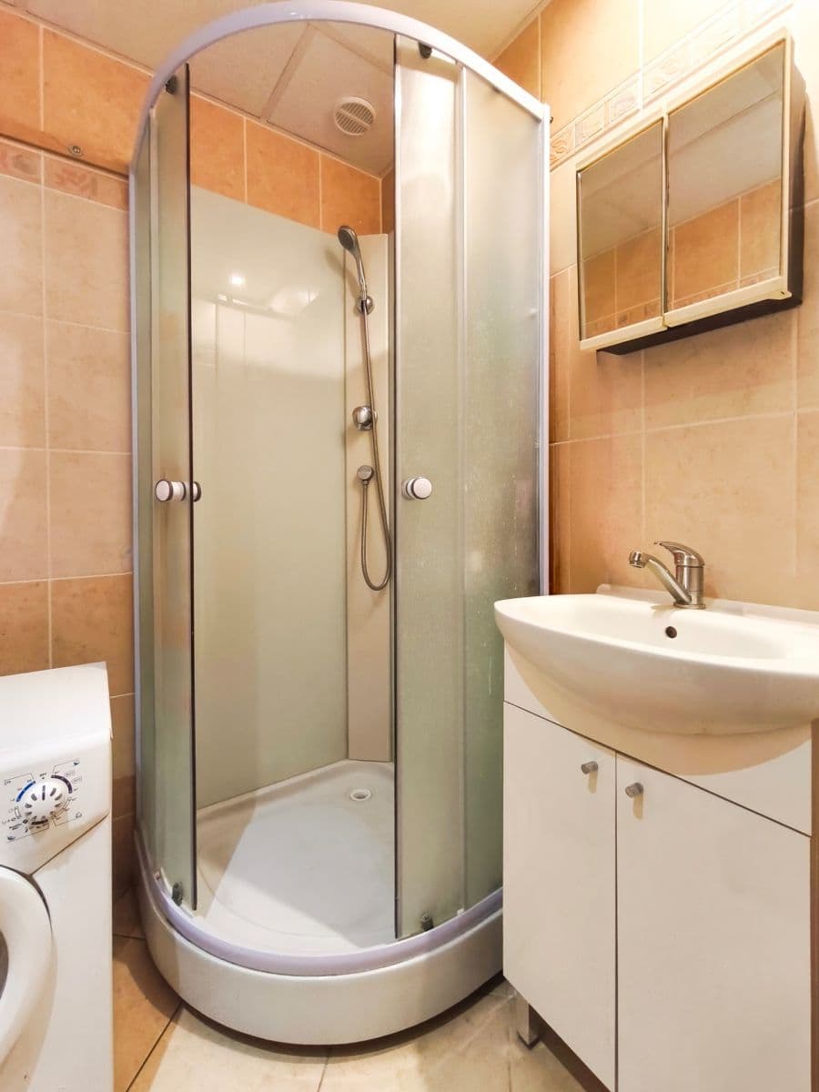 Prodej bytu 2+1 54 m², U Hřbitova, Jihlava, Kraj Vysočina Prodej bytu 2+1 54 m², U Hřbitova, Jihlava, Kraj Vysočina