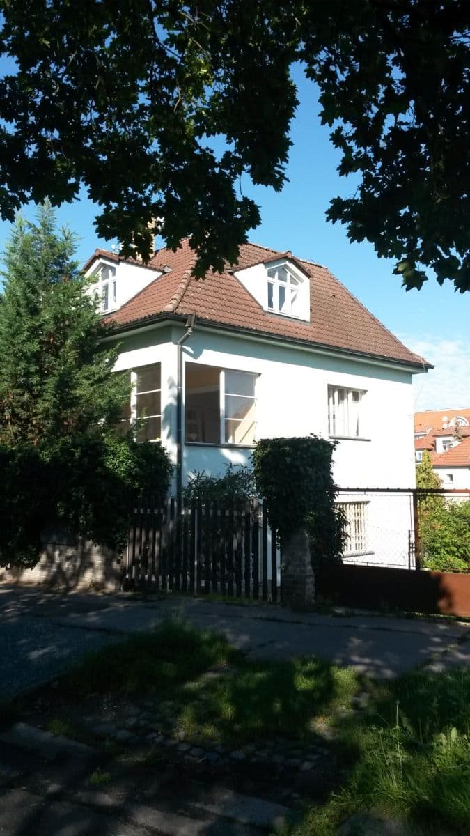 Pronájem kanceláře 125 m², Jilmová, Praha, Praha Pronájem kanceláře 125 m², Jilmová, Praha, Praha