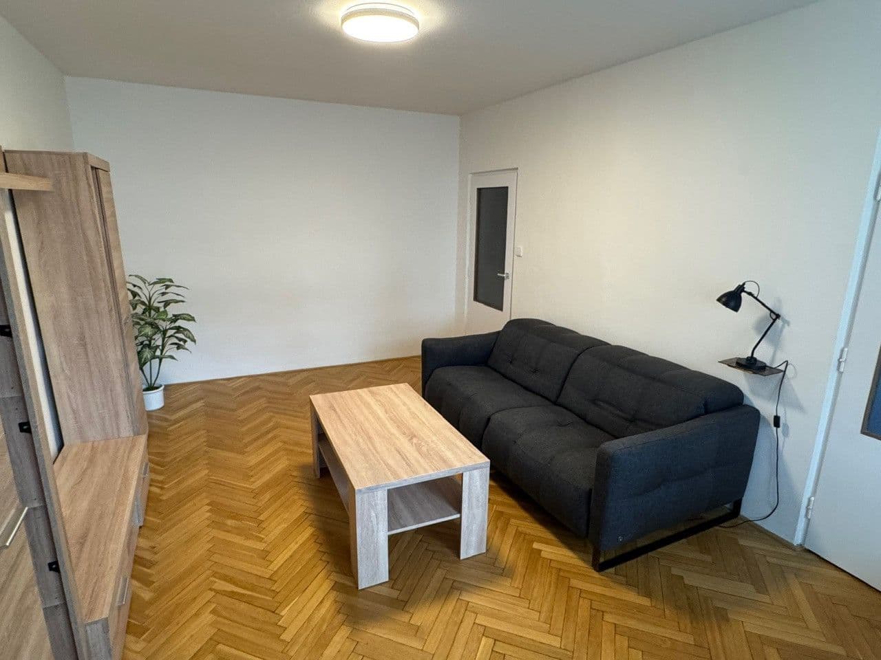 Pronájem bytu 2+1 65 m², Plovdivská, Brno, Jihomoravský kraj Pronájem bytu 2+1 65 m², Plovdivská, Brno, Jihomoravský kraj