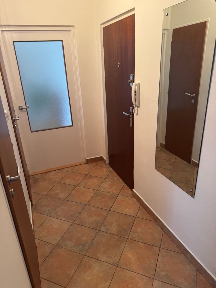 Pronájem bytu 2+1 65 m², Plovdivská, Brno, Jihomoravský kraj Pronájem bytu 2+1 65 m², Plovdivská, Brno, Jihomoravský kraj