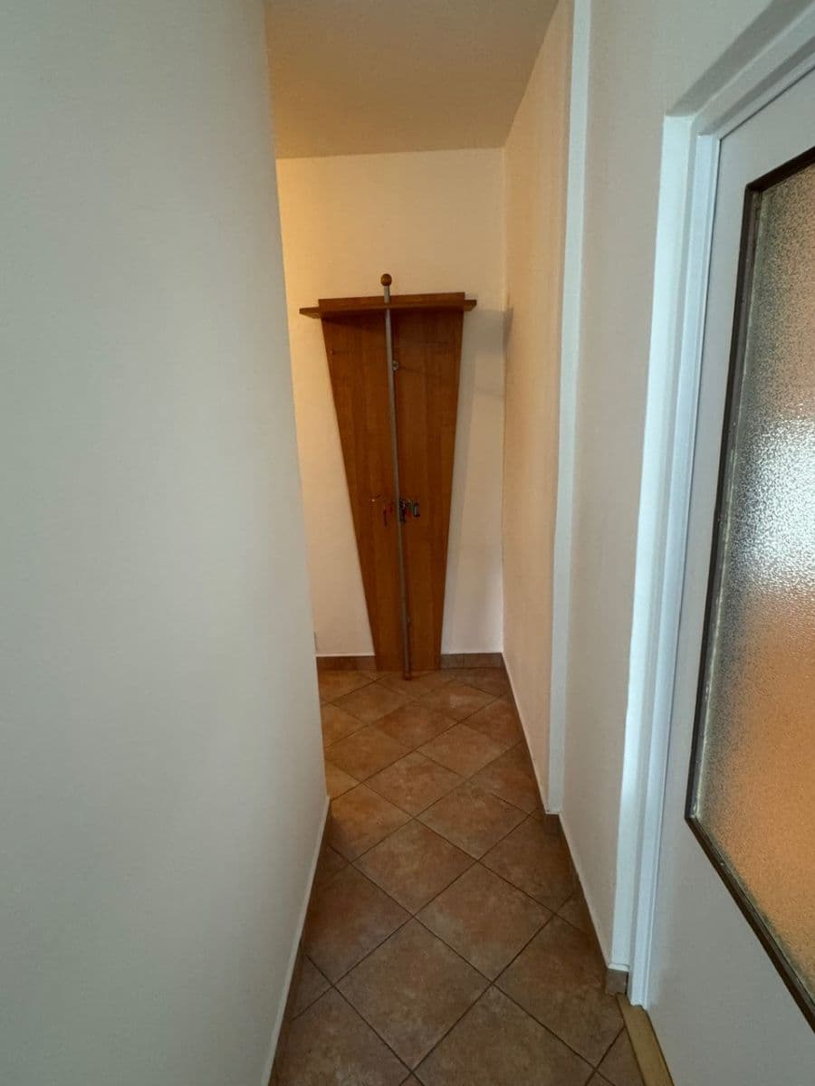 Pronájem bytu 2+1 65 m², Plovdivská, Brno, Jihomoravský kraj Pronájem bytu 2+1 65 m², Plovdivská, Brno, Jihomoravský kraj