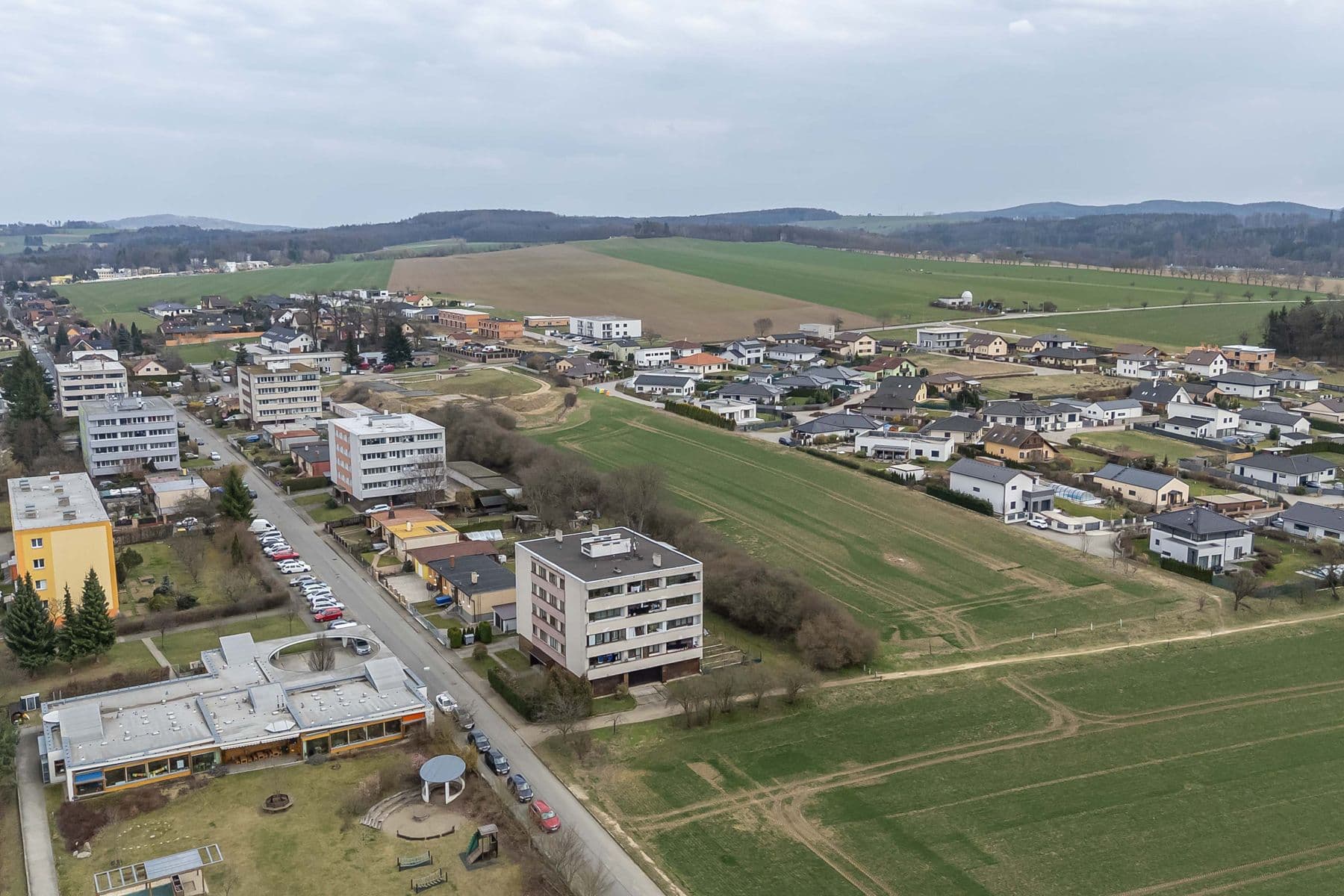 Prodej bytu 3+1 67 m², V Sadě, Vlašim, Středočeský kraj Prodej bytu 3+1 67 m², V Sadě, Vlašim, Středočeský kraj