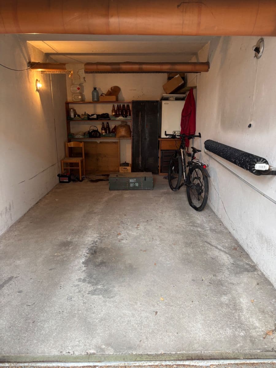 Prodej garáže 19 m², Nad Stadionem, Králův Dvůr, Středočeský kraj Prodej garáže 19 m², Nad Stadionem, Králův Dvůr, Středočeský kraj