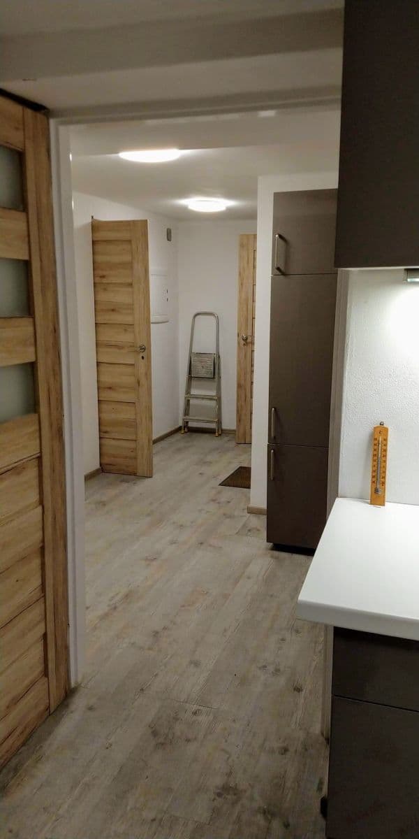 Pronájem bytu 2+kk 50 m², Květová, Praha, Praha Pronájem bytu 2+kk 50 m², Květová, Praha, Praha