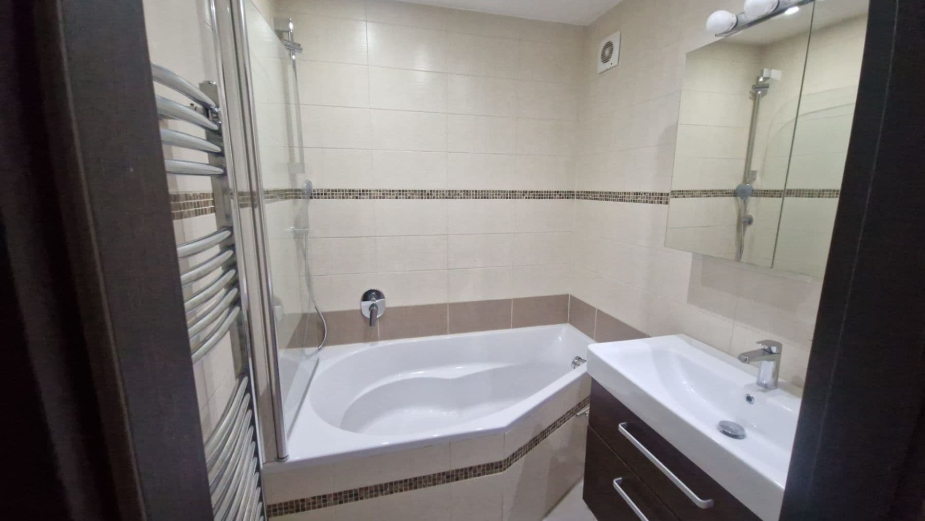 Prodej bytu 3+kk 71 m², Murmanská, Praha, Praha Prodej bytu 3+kk 71 m², Murmanská, Praha, Praha