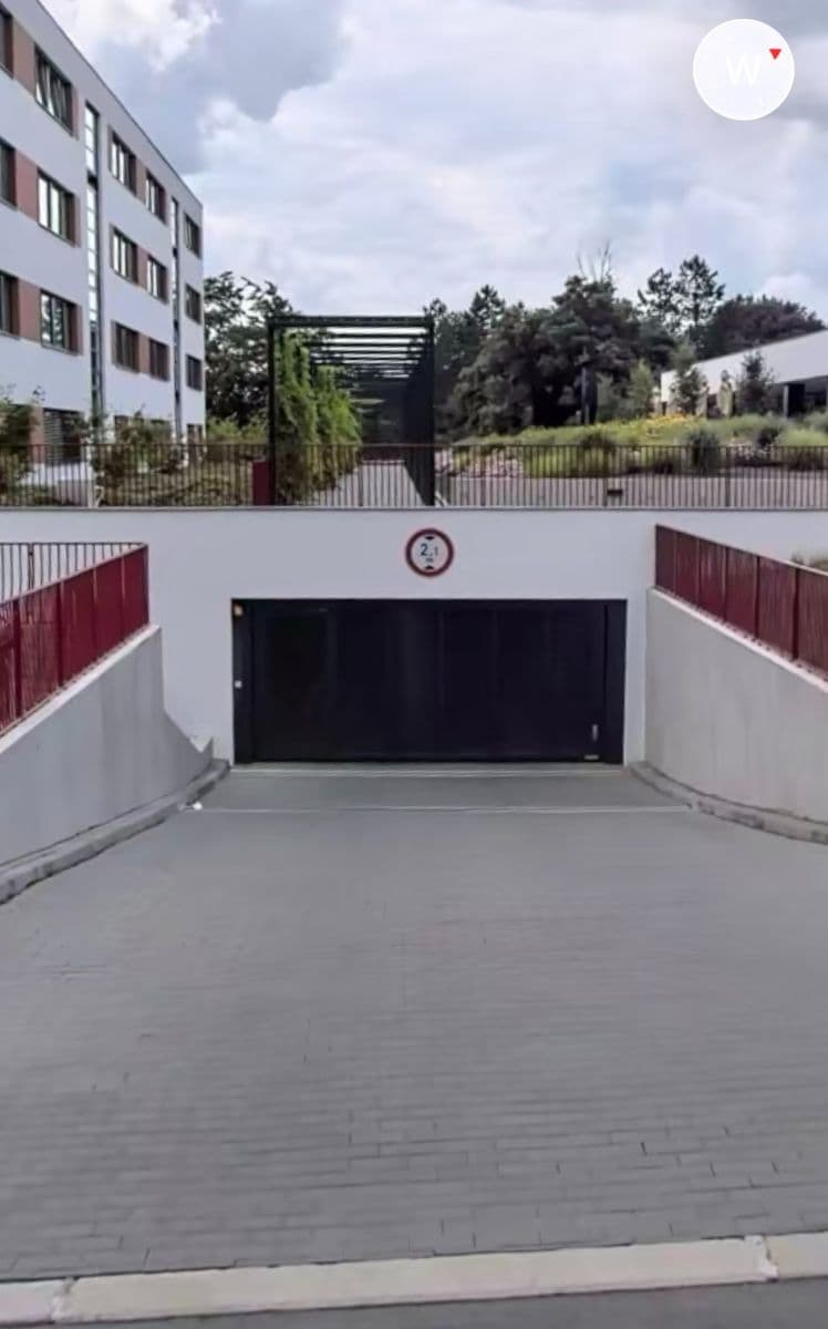 Pronájem garáže 13 m², Fillova, Brno, Jihomoravský kraj Pronájem garáže 13 m², Fillova, Brno, Jihomoravský kraj